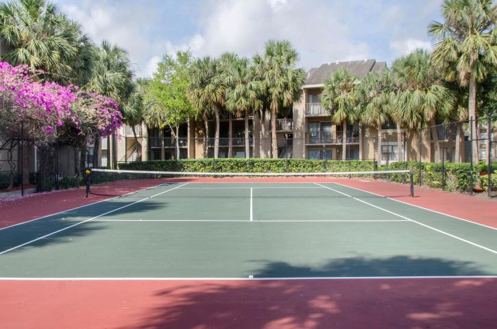 Image for Hammock's Place Apartments with ID of: 3705140