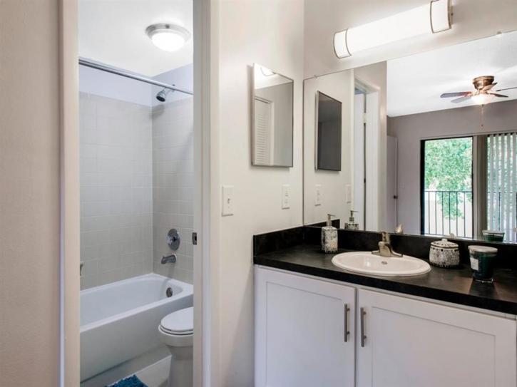 Image for Kings Colony Apartments with ID of: 3705164