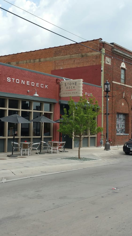 Image for Stonedeck Pizza Pub with ID of: 3716112