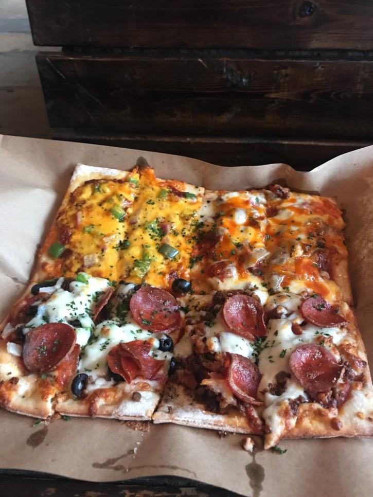 Image for Stonedeck Pizza Pub with ID of: 3716120