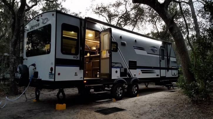 Image for Hilltop Camper and RV with ID of: 3718992