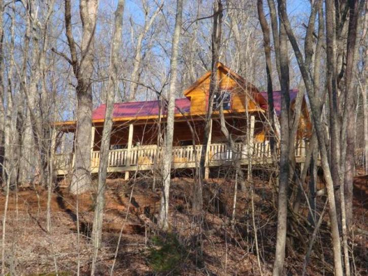 Image for Murphy, NC - 3 Bedroom / 4 Bathroom Log Home for Sale In Murphy, North Carolina with ID of: 372455