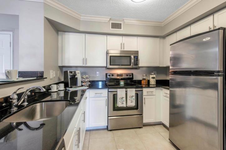Image for Gables Grand Plaza Apartments with ID of: 3727301