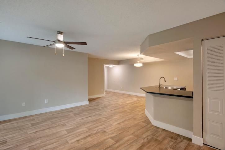 Image for Hammock's Place Apartments with ID of: 3727412