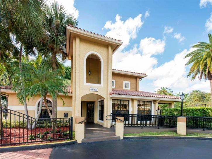 Image for Kings Colony Apartments with ID of: 3727428