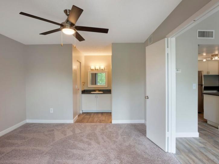 Image for Kings Colony Apartments with ID of: 3727430