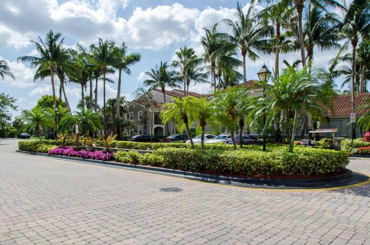 Image for Miramar Lakes Apartments with ID of: 3727497