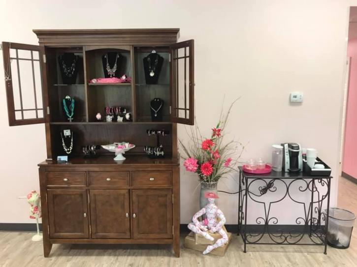 Image for Pink Ribbons LLC with ID of: 3733572
