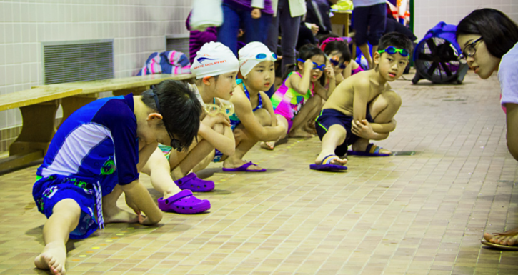 Image for White Dolphin Swimming Club with ID of: 3762251