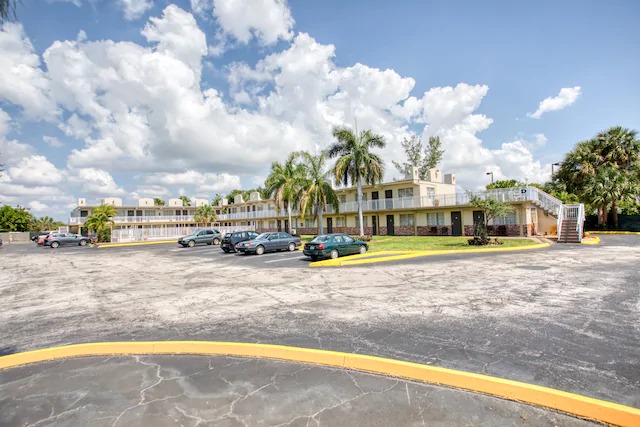 Image for OYO Hotel Pompano Beach with ID of: 3779223