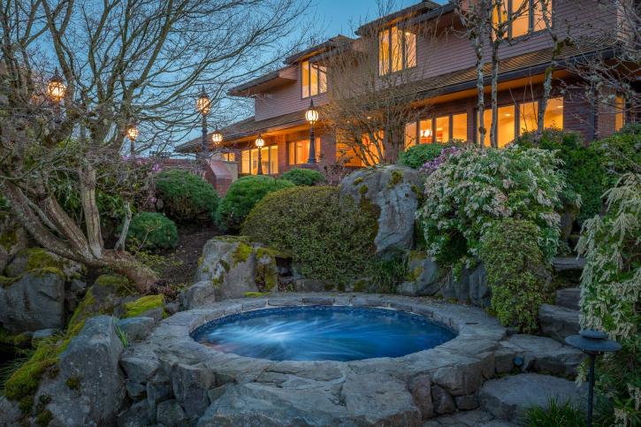 Image for Terrie Cox, RE/MAX Equity Group with ID of: 3797227