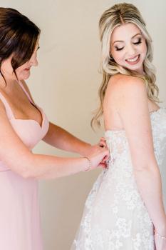 Image for The White Closet Bridal with ID of: 3810601