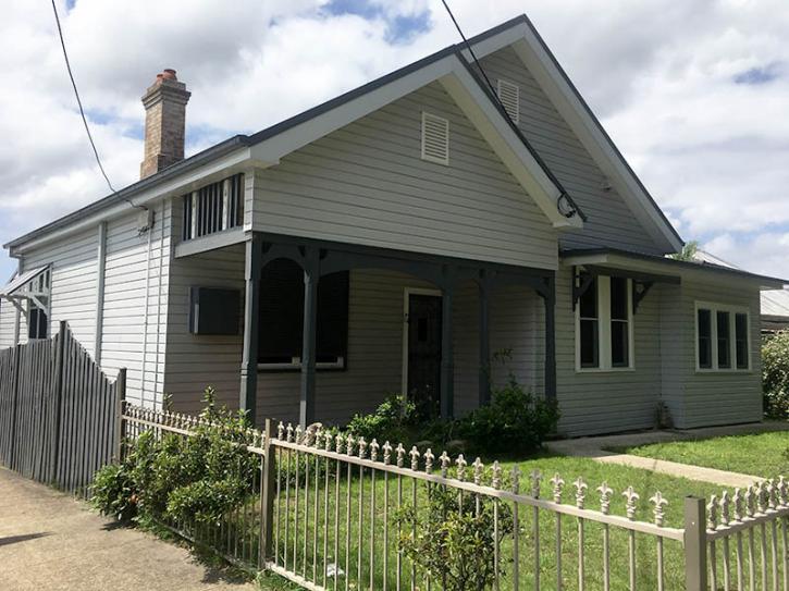 Image for How to Remove Black Spots on Vinyl Siding with ID of: 3827055