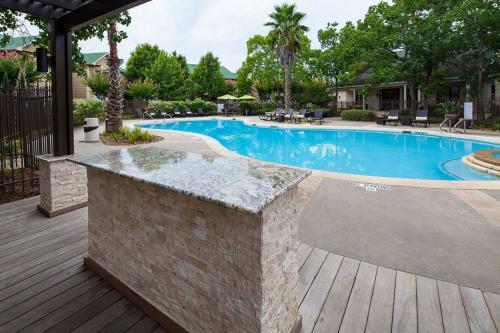 Image for Stone Brook Apartments with ID of: 3846392