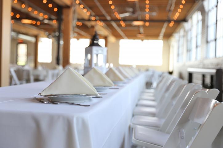 Image for Things to consider in your catering contract with ID of: 3853671