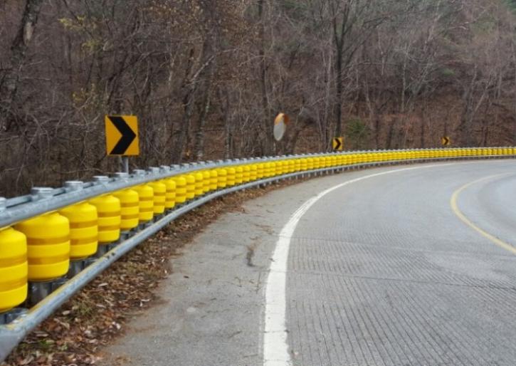 Image for Crash Barrier Systems Market Competitive Dynamics & Global Outlook 2021 with ID of: 3869171