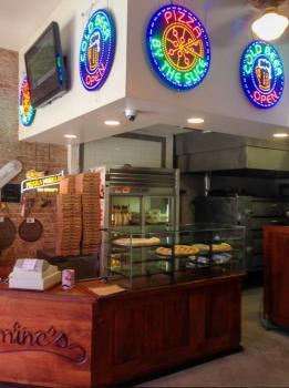 Image for Carmine's Pizza with ID of: 3942664