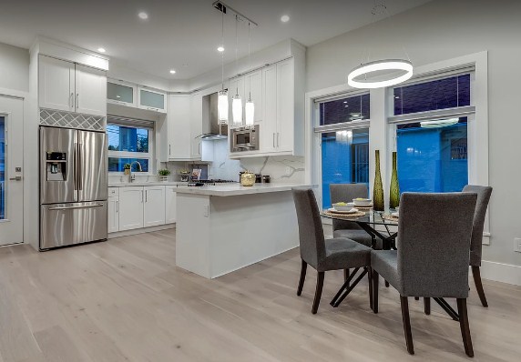 Image for H MAN RENO with ID of: 3964481