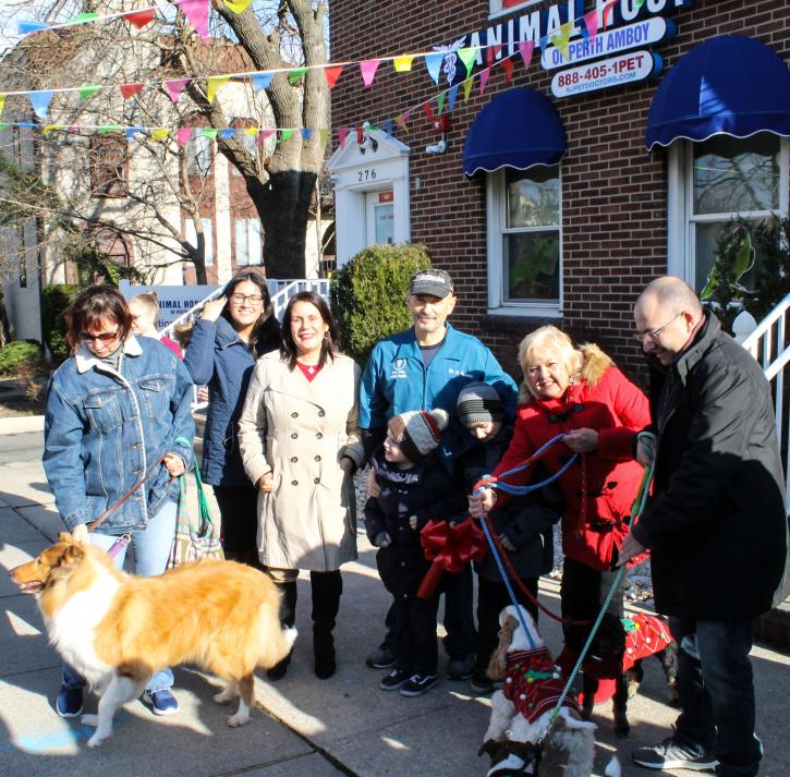 Vet Opens 1st Animal Hospital in Perth Amboy, N.J.  Veterinarians