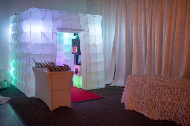 Image for Wedding Photo Booth with ID of: 3971365