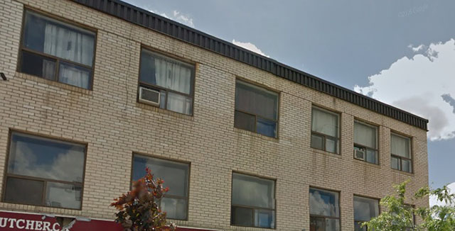 Image for 851-857 Bloor St. W. with ID of: 3973891