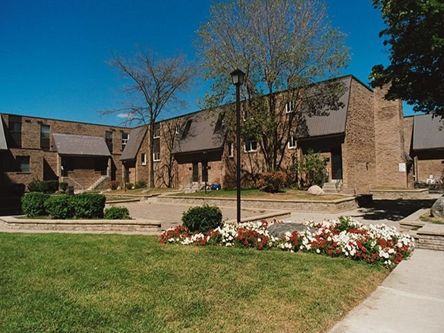 Image for Carriage Hill with ID of: 3975452
