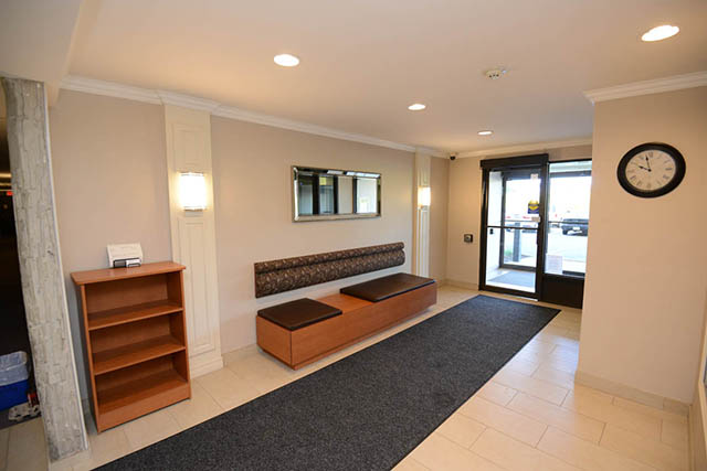 Image for Riverbend Tower Apartments with ID of: 3976411