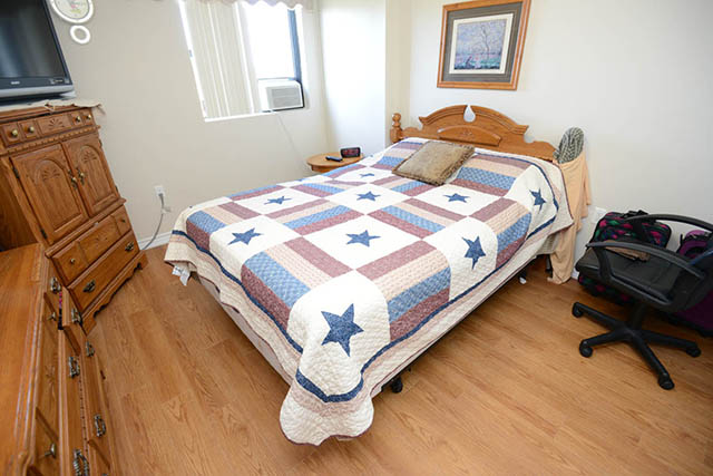 Image for Riverbend Tower Apartments with ID of: 3976412