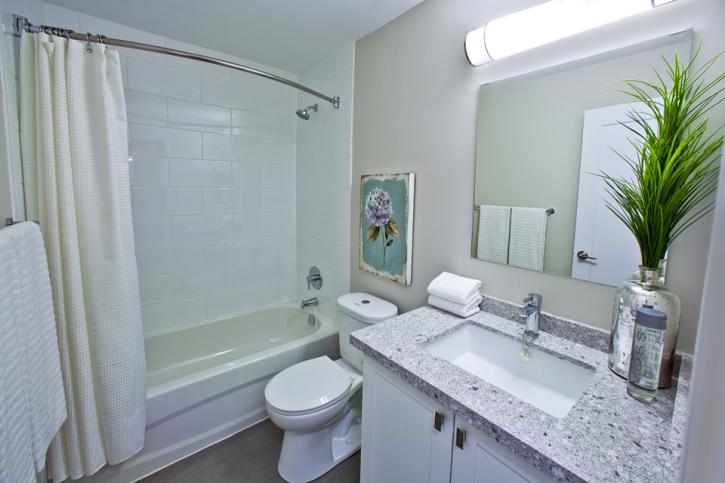 Image for 2300 Marine Drive Apartments with ID of: 3976496