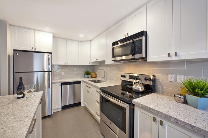 Image for 2300 Marine Drive Apartments with ID of: 3976498