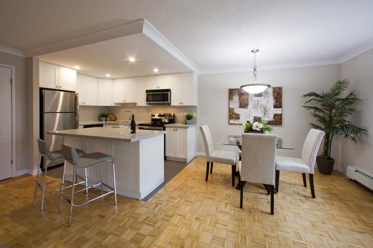 Image for 2300 Marine Drive Apartments with ID of: 3976507