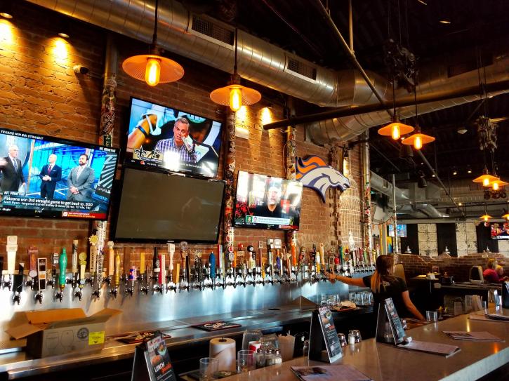 Image for Parry's Pizzeria & Bar with ID of: 3976969