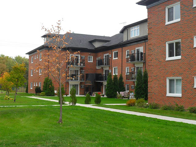 Image for Garden Court Apartments with ID of: 3977175