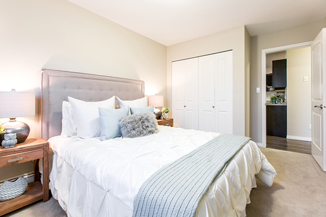 Image for Sunset Valley Apartments with ID of: 3978046