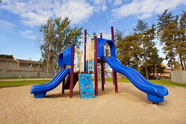 Image for Tamarack Woods Townhouses with ID of: 3978984