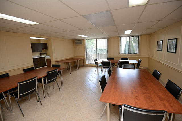 Image for Pickering Tower Apartments with ID of: 3979114