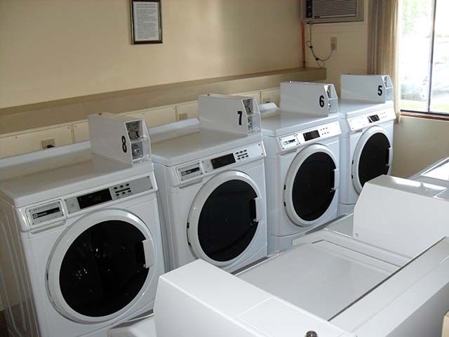 Image for Pickering Tower Apartments with ID of: 3979119