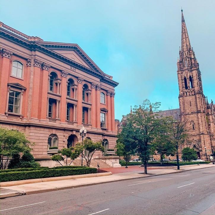 Image for Bay State College with ID of: 3979246
