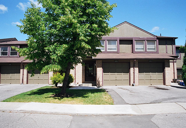 Image for Waterford Townhouses with ID of: 3983381