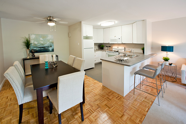Image for St. Lawrence Village with ID of: 3985405