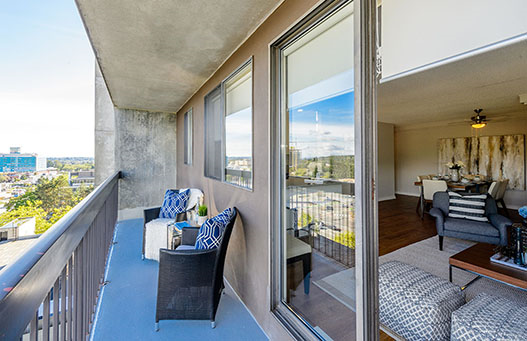 Image for Surrey Village with ID of: 3988131
