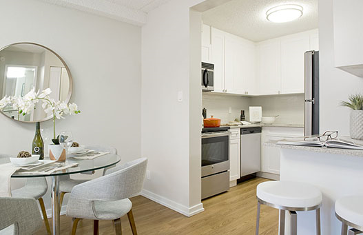 Image for Surrey Village with ID of: 3988159