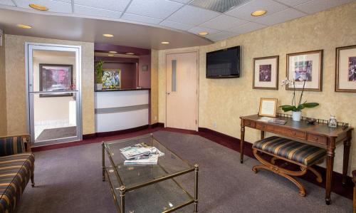 Image for Falcon Dental Group - Grosse Pointe and Harper Woods Dentist- Dr. Horacio Falcon DDS with ID of: 3989361