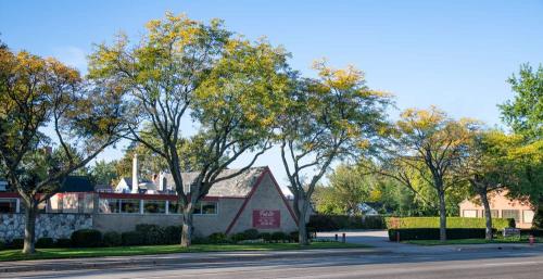 Image for Falcon Dental Group - Grosse Pointe and Harper Woods Dentist- Dr. Horacio Falcon DDS with ID of: 3989365
