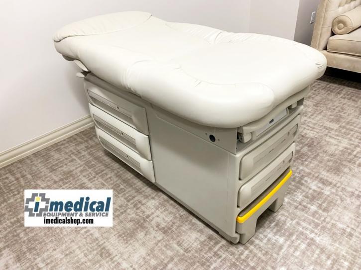 Image for Midmark 604 Exam Table - Roanoke with ID of: 4000327