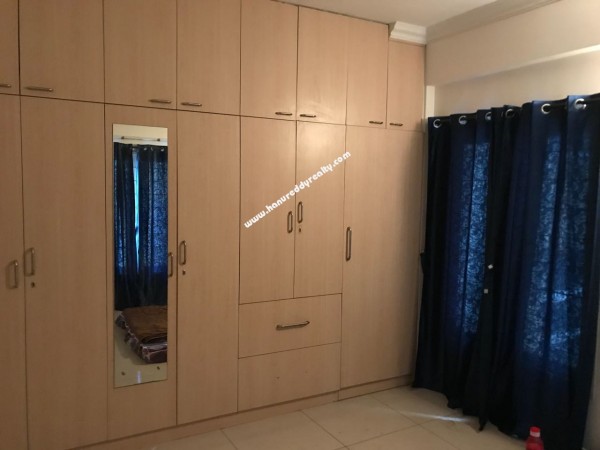 Image for Flat for Sale on OMR with ID of: 4002443