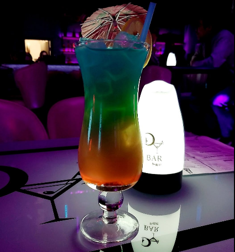 Image for Douyin bar with ID of: 4008784