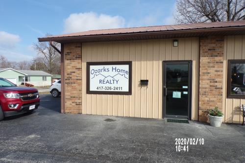 Image for Ozarks Home Realty with ID of: 4075017
