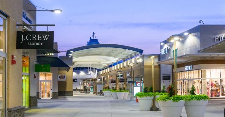 Image for Outlet Collection at Niagara with ID of: 4083553