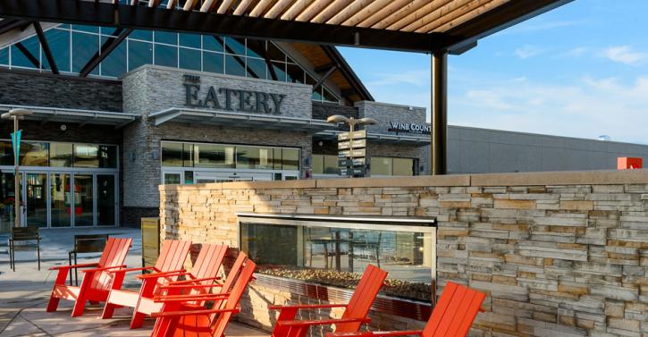 Image for Outlet Collection at Niagara with ID of: 4083555